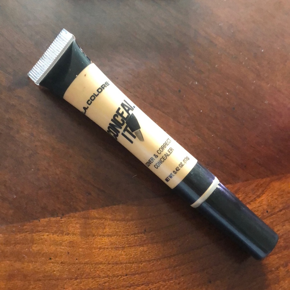 L.A. COLORS- Conceal It!